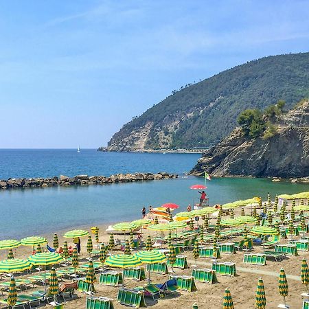 Beautiful Apartment In Moneglia With Kitchen Zewnętrze zdjęcie