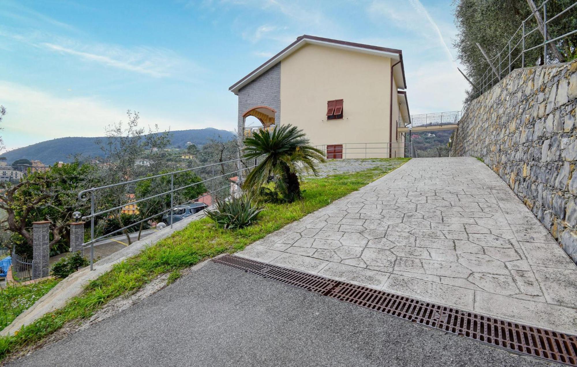 Beautiful Apartment In Moneglia With Kitchen Zewnętrze zdjęcie